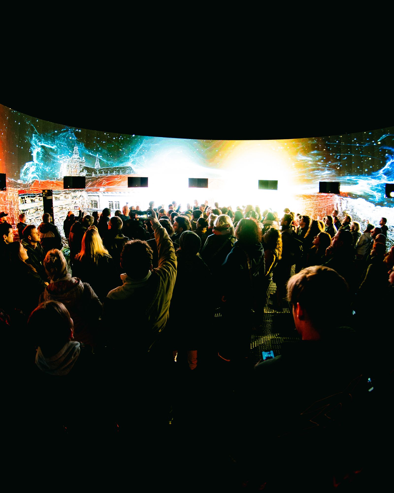 glo EchoCircle