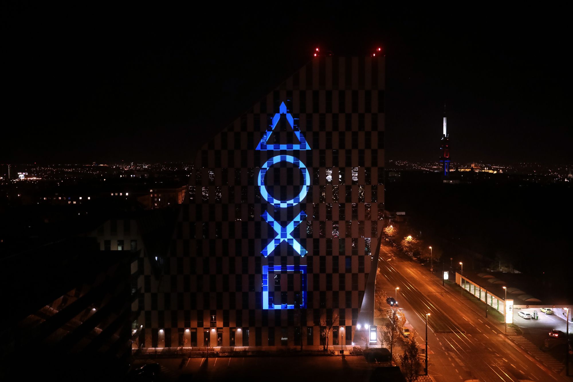 PlayStation 5 launch light design